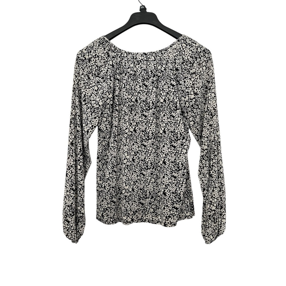 Women’s Floral Black and Cream Women's Top with Bow Size XL - Picture 2 of 7